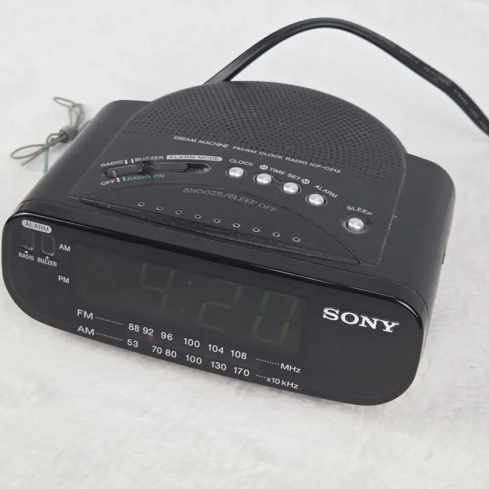 Sony Dream Machine ICF-C212 FM AM Clock Radio Alarm Snooze Tested Working‎